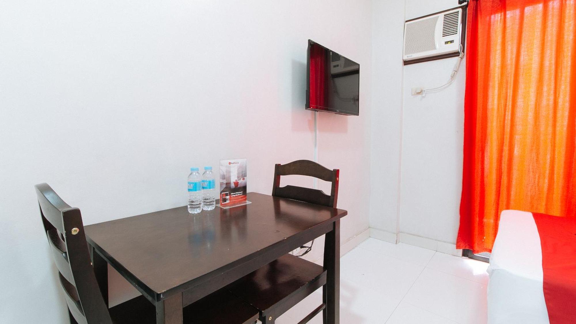 Reddoorz Near Naia Terminal 1 Hotel Paranaque City ภายนอก รูปภาพ