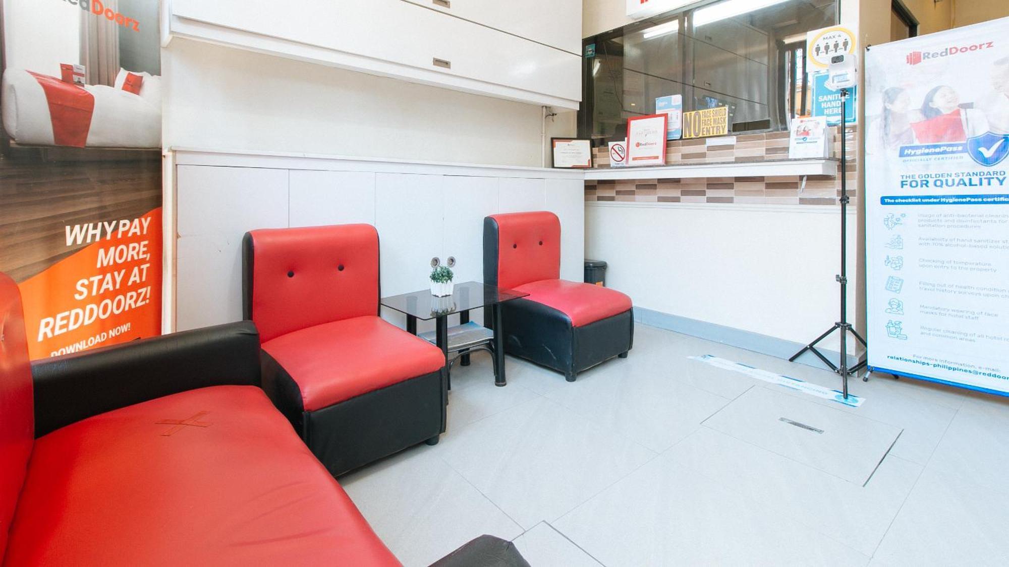 Reddoorz Near Naia Terminal 1 Hotel Paranaque City ภายนอก รูปภาพ